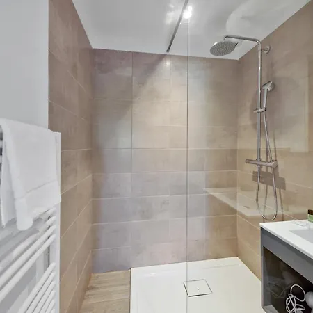 Aparthotel Pierre & Premium Les Terrasses D'arsella