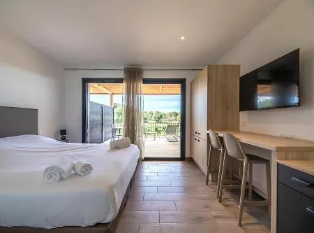 Pierre & Premium Les Terrasses D'arsella 5*