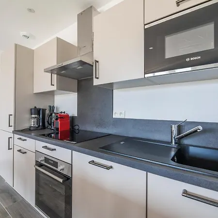 Aparthotel Pierre & Premium Les Terrasses D'arsella 5*