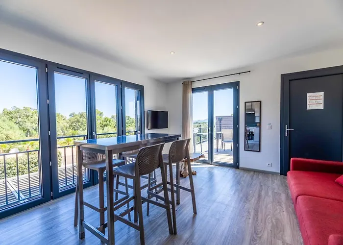 Résidence Pierre&vacances Premium Les Terrasses D'arsella 5* Porto-Vecchio (Corsica)